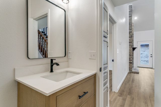 2106 Avignon Drive, Carrollton, TX 75007