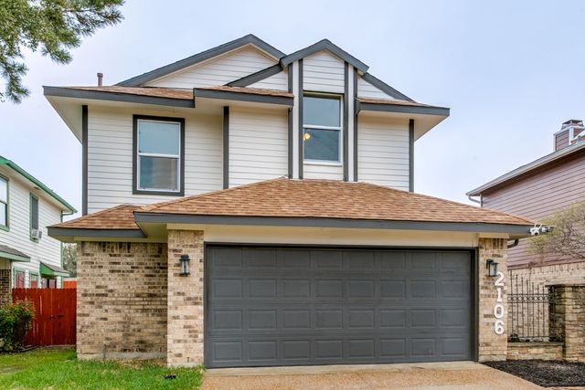 2106 Avignon Drive, Carrollton, TX 75007