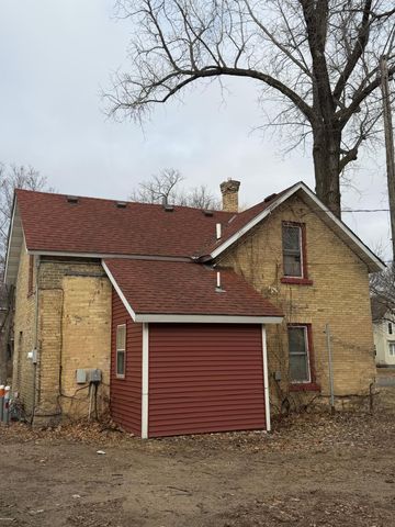 320 8th Avenue S, Saint Cloud, MN 56301