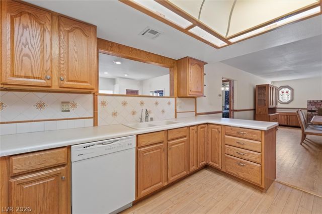 6364 Moonglow Drive, Las Vegas, NV 89156