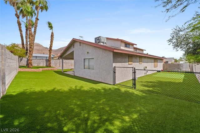 6364 Moonglow Drive, Las Vegas, NV 89156