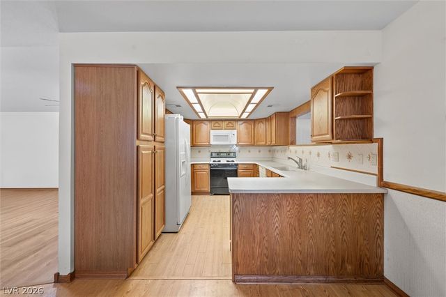 6364 Moonglow Drive, Las Vegas, NV 89156