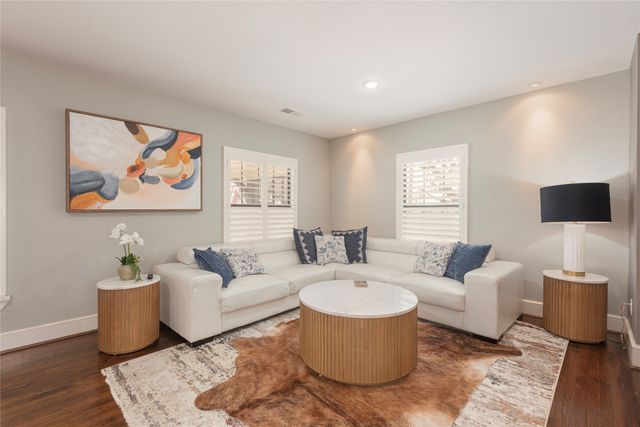 1304 W Hunt Street, Mckinney, TX 75069