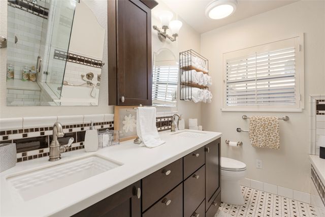 1304 W Hunt Street, Mckinney, TX 75069