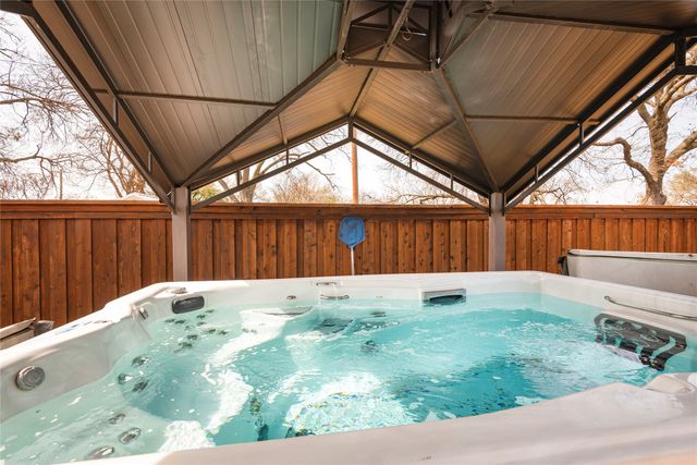 1304 W Hunt Street, Mckinney, TX 75069