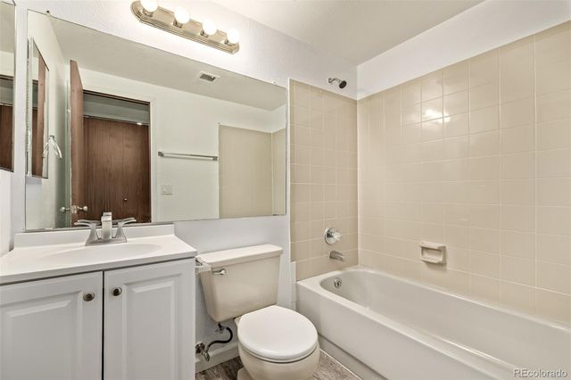 4820 S Zeno Street, Aurora, CO 80015