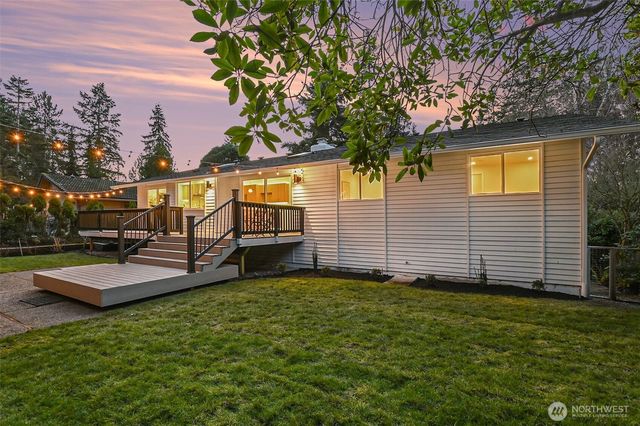 6560 W Mercer Way, Mercer Island, WA 98040