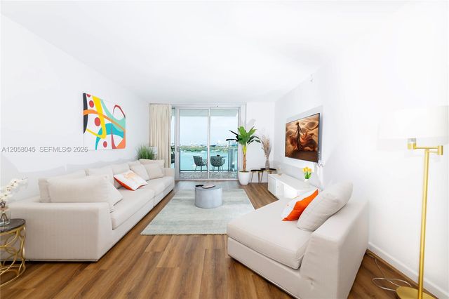 1100 W Ave 1016 1016, Miami Beach, FL 33139