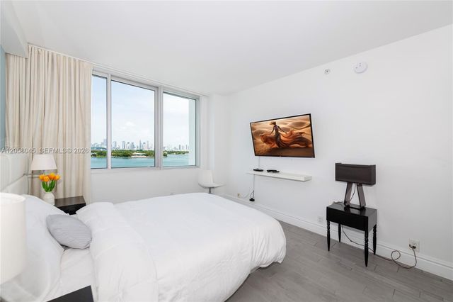 1100 W Ave 1016 1016, Miami Beach, FL 33139
