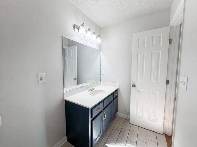2310 Forrest Fields Dr, Chapel Hill, TN 37034