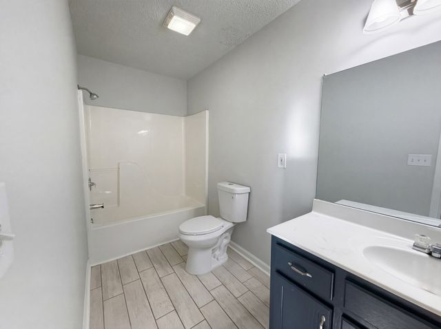 2310 Forrest Fields Dr, Chapel Hill, TN 37034