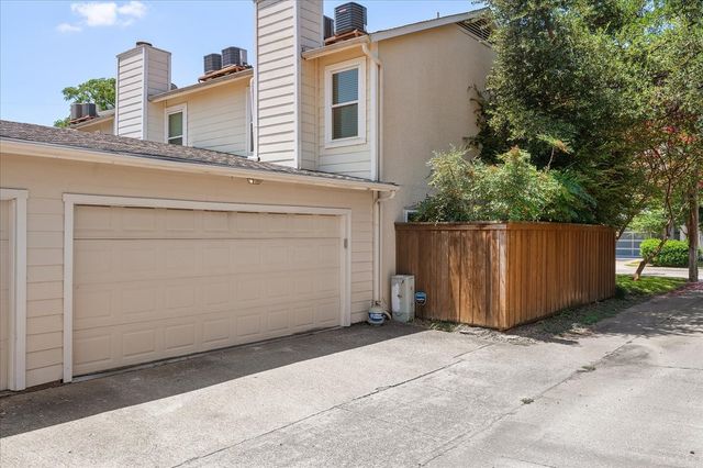 5505 Live Oak Street 116, Dallas, TX 75206