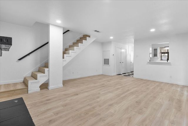 5505 Live Oak Street 116, Dallas, TX 75206