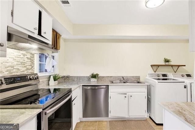 2761 Farmstead Road SE, Smyrna, GA 30080