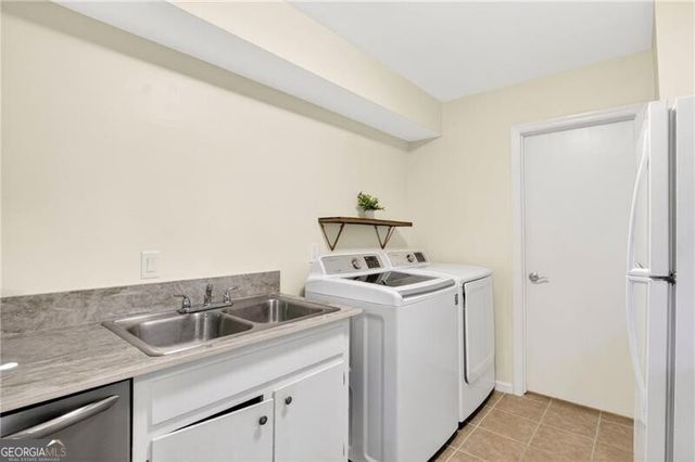 2761 Farmstead Road SE, Smyrna, GA 30080