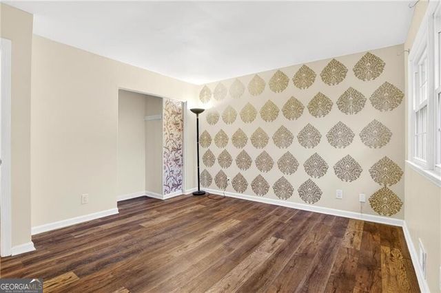 2761 Farmstead Road SE, Smyrna, GA 30080