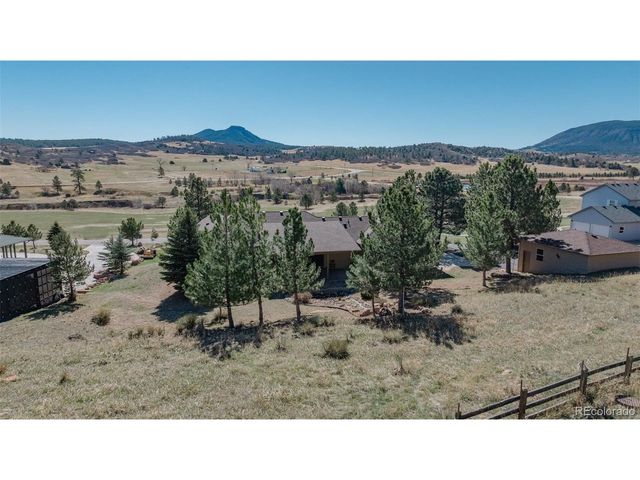 8332 Bannock Rd, Larkspur, CO 80118