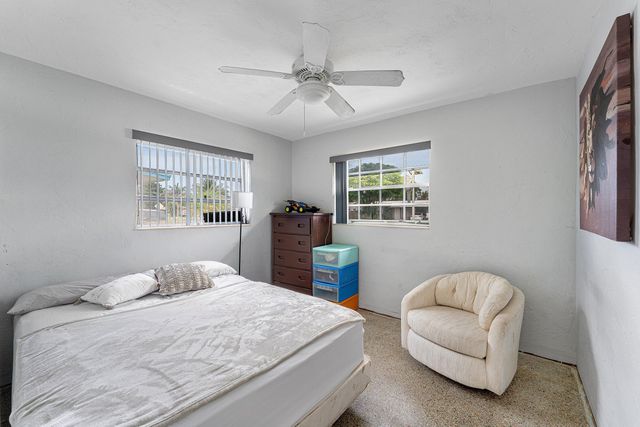 5543 SW 7th Street, Margate, FL 33068