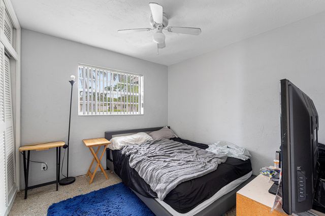 5543 SW 7th Street, Margate, FL 33068