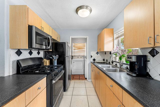 5543 SW 7th Street, Margate, FL 33068