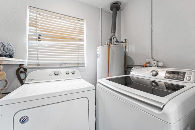 5543 SW 7th Street, Margate, FL 33068