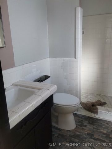 1035 N 89th East Avenue, Tulsa, OK 74115