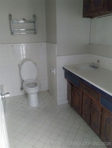 1035 N 89th East Avenue, Tulsa, OK 74115