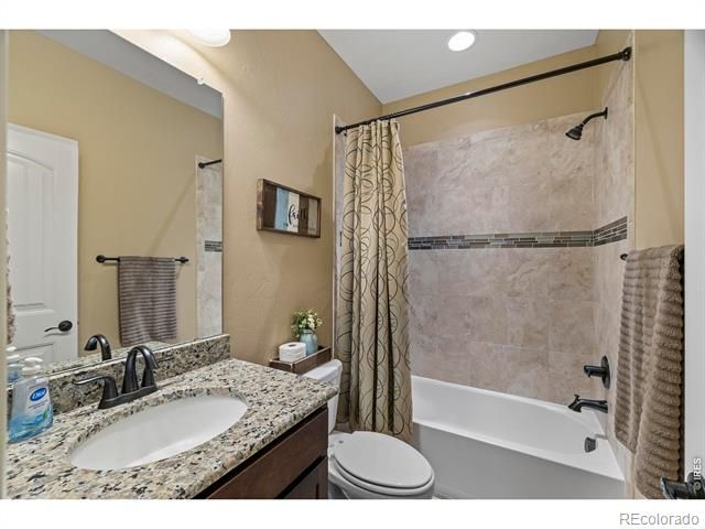 4135 Carroway Seed Drive, Johnstown, CO 80534