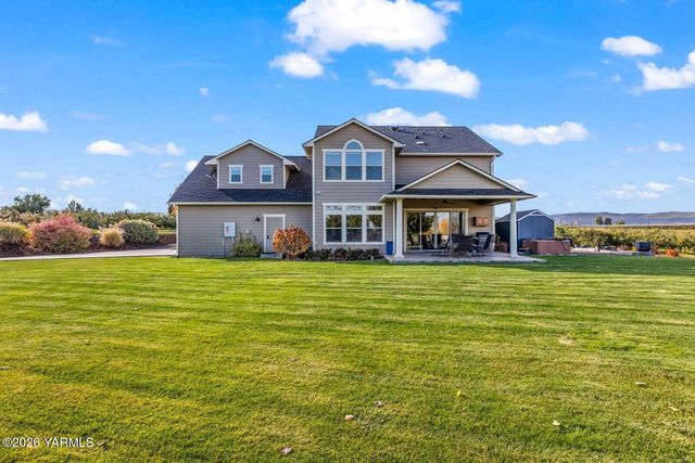 13057 Church Rd, Yakima, WA 98903