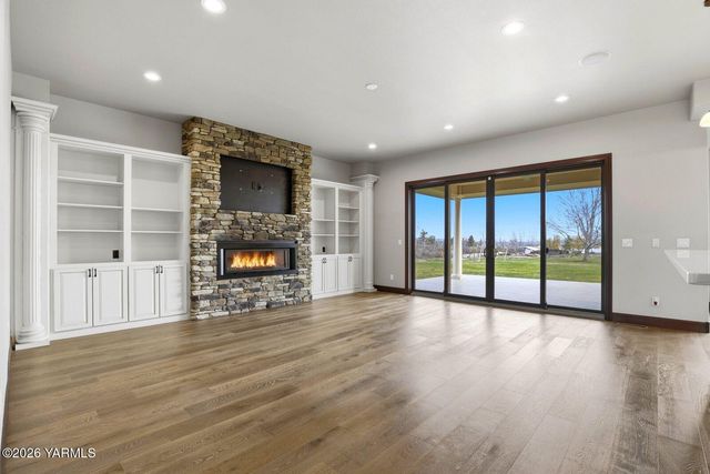 13057 Church Rd, Yakima, WA 98903