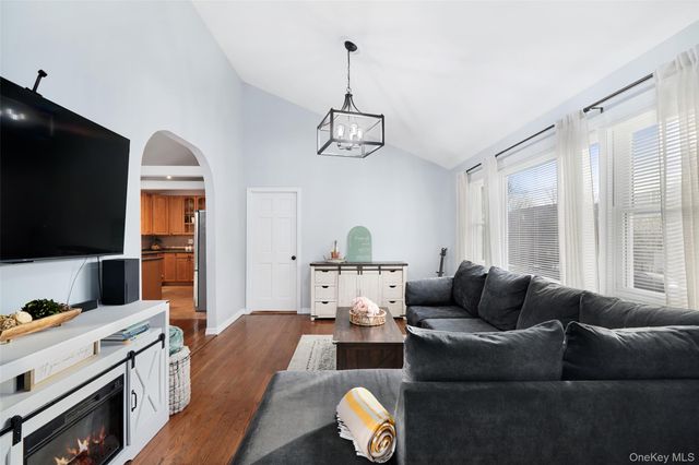 24 Homestead Drive, Carmel, NY 10512