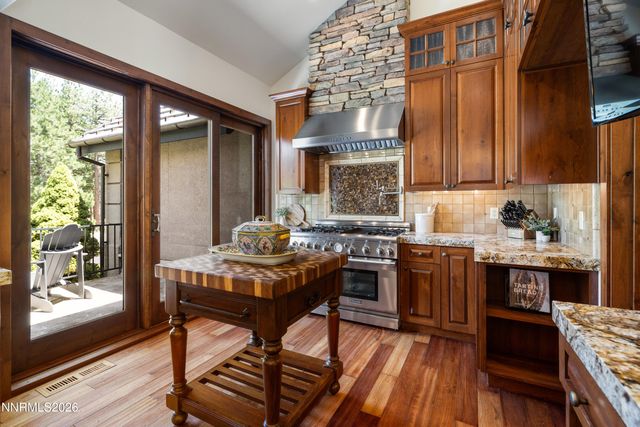 102 W Willis Lane, Reno, NV 89511