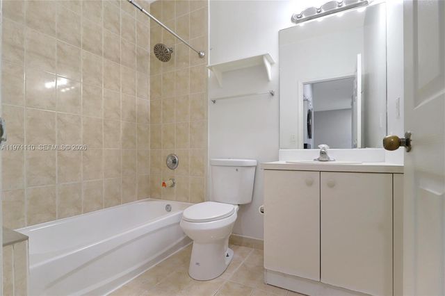 373 NE 26th Pl 201, Homestead, FL 33033