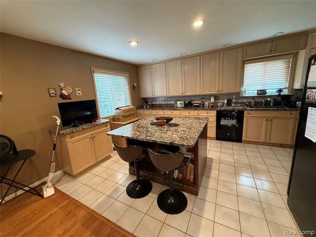 5347 Parent Avenue, Warren, MI 48092