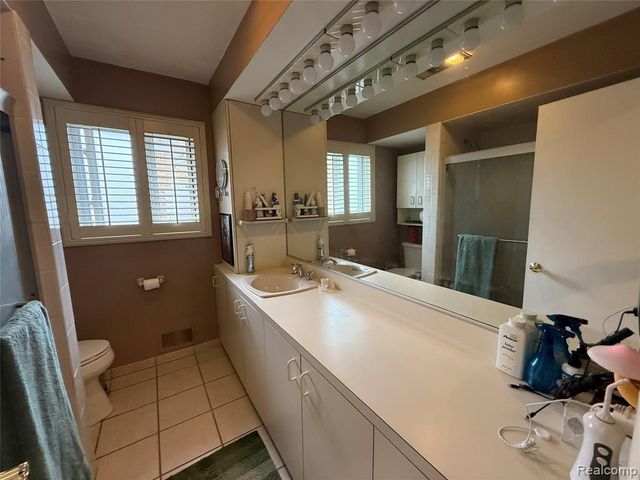 5347 Parent Avenue, Warren, MI 48092