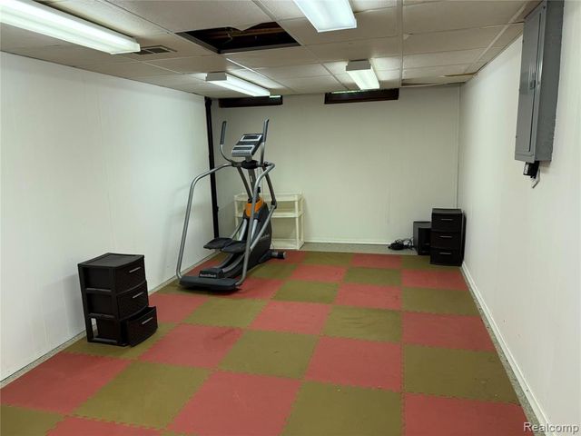 5347 Parent Avenue, Warren, MI 48092