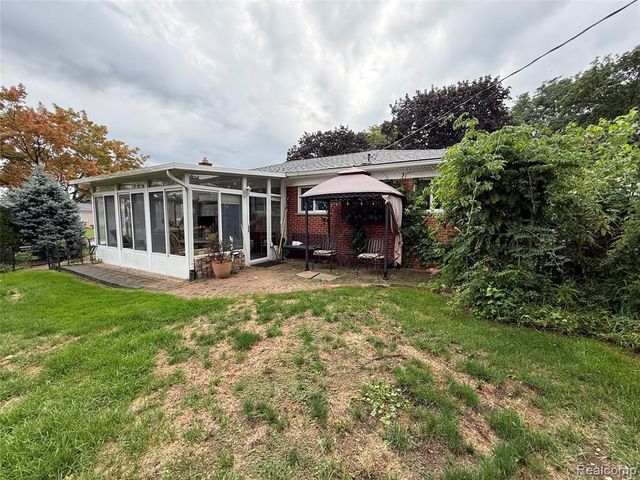 5347 Parent Avenue, Warren, MI 48092