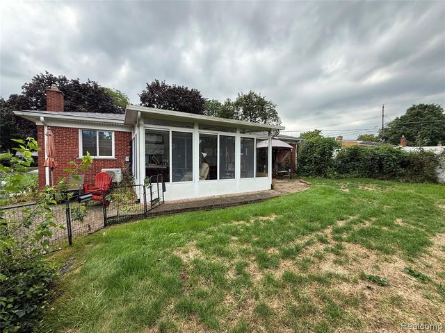 5347 Parent Avenue, Warren, MI 48092