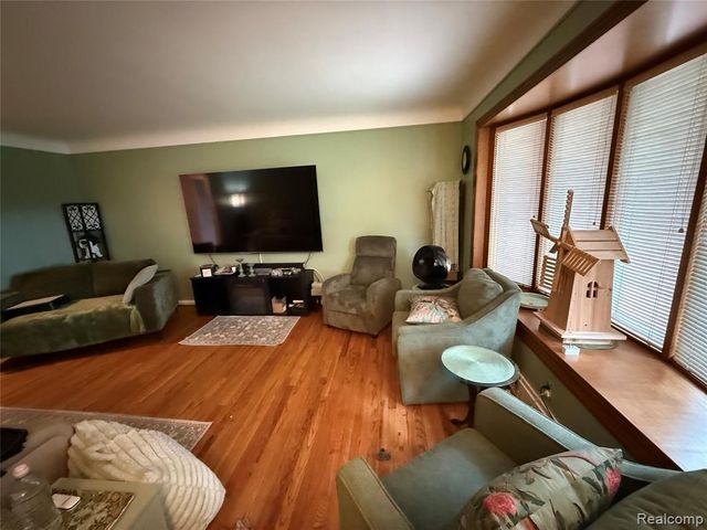 5347 Parent Avenue, Warren, MI 48092