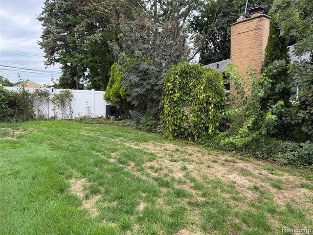 5347 Parent Avenue, Warren, MI 48092