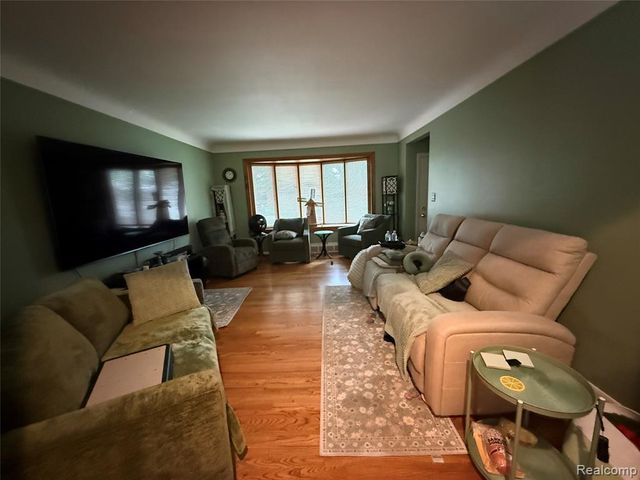 5347 Parent Avenue, Warren, MI 48092