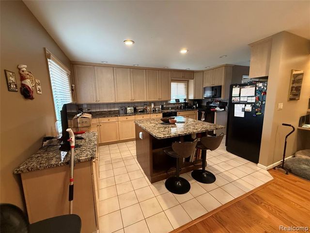 5347 Parent Avenue, Warren, MI 48092