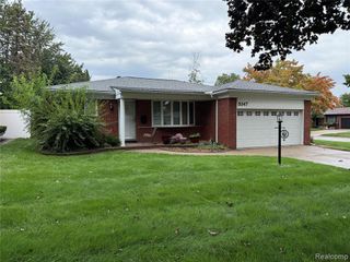 5347 Parent Avenue, Warren, MI 48092