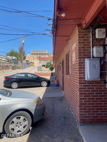 1401 N St Vrain Street, El Paso, TX 79902