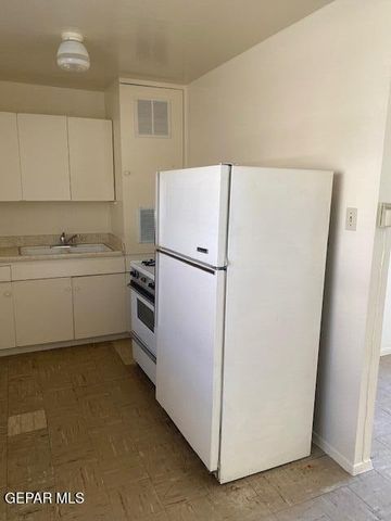 1401 N St Vrain Street, El Paso, TX 79902