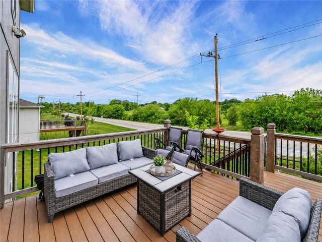 1929 SW Merryman Drive, Lee's Summit, MO 64082