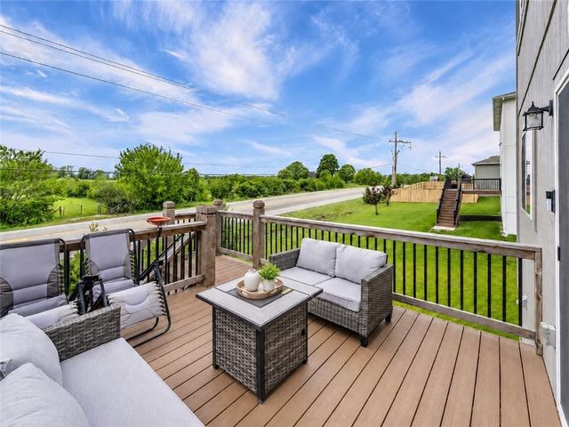 1929 SW Merryman Drive, Lee's Summit, MO 64082