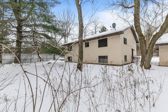 N8790 REDSAND ROAD, Iola, WI 54945