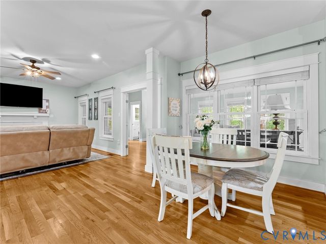 12301 Point Landing Ct, Midlothian, VA 23112