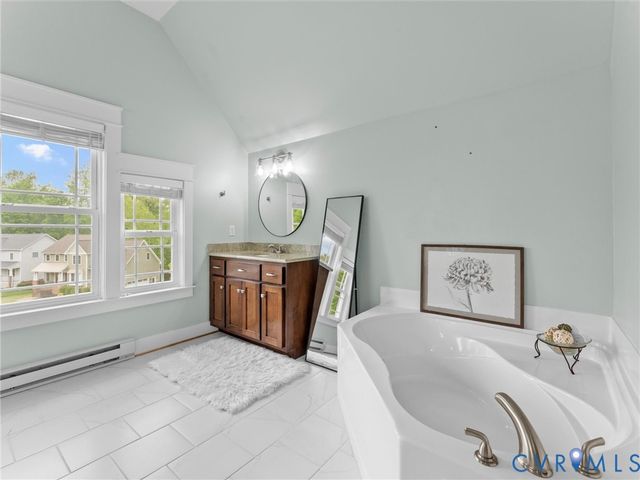 12301 Point Landing Ct, Midlothian, VA 23112